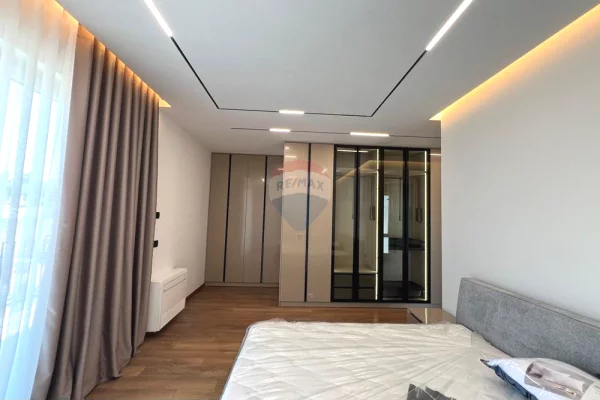 Luxury villas for rent in Tirana 4+1, Furnished