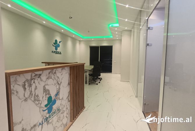 Ambient biznesi me qera 3+1 ne Tirane - 901 Euro