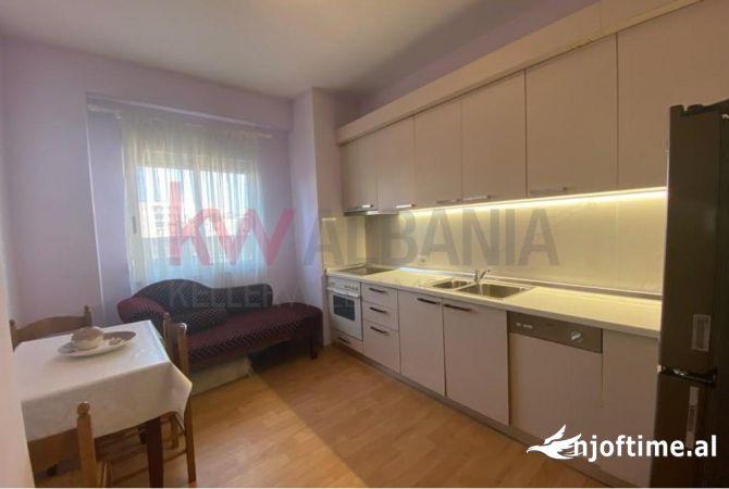 Shtepi me qera Apartament ne Tirane, 1+1, Mobilimi E mobiluar, Pagesa 551  Euro.