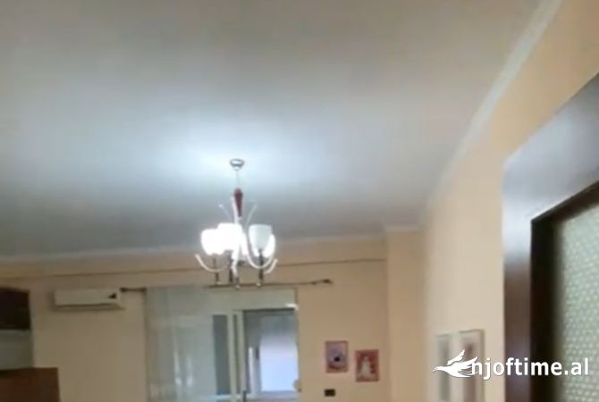 Shtepi me qera 1+1 ne Tirane - 451 Euro