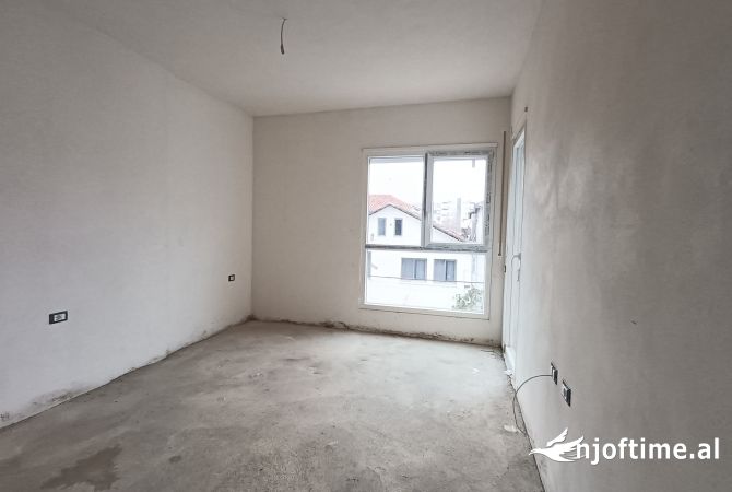 Shtepi ne shitje 2+1 ne Tirane - 140,001 Euro