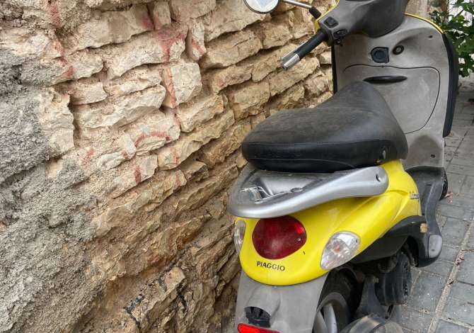 Moto e Scooter in vendita  a Santa Quaranta - 1,100 Euro