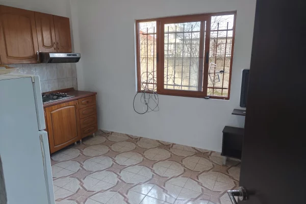 Casa in affitto 2+1 a Tirana - 33,000 Leke