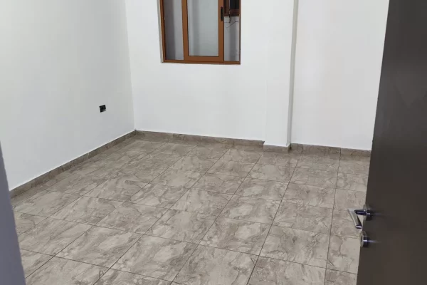 Shtepi me qera 2+1 ne Tirane - 30,000 Leke