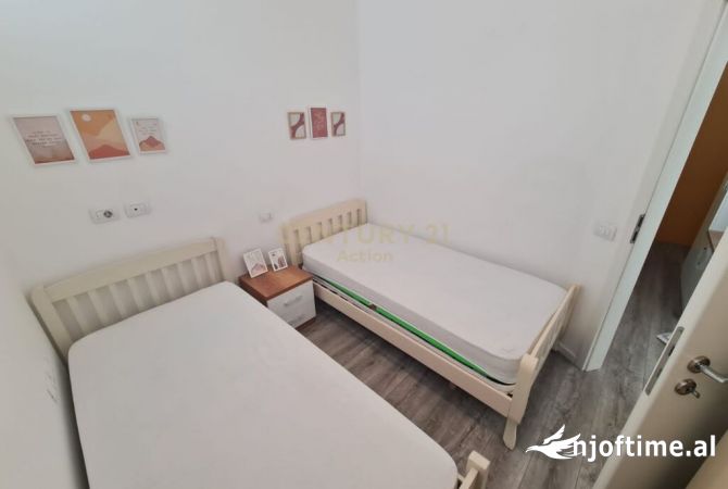 Shtepi me qera 2+1 ne Tirane - 620 Euro