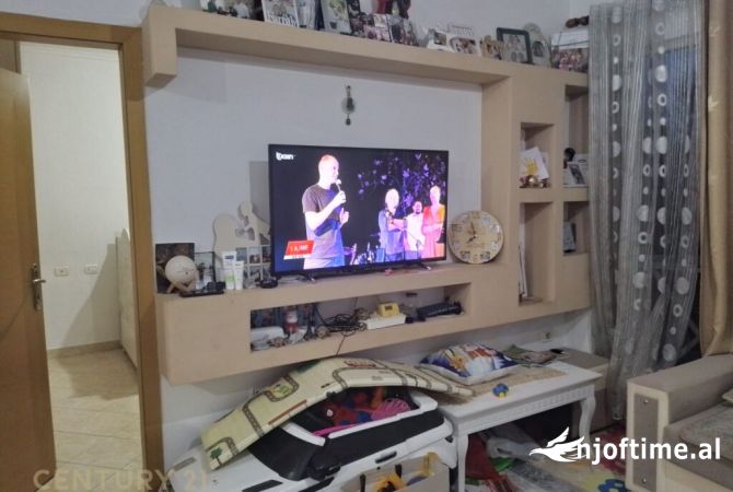 Shtepi ne shitje 1+1 ne Tirane - 68,000 Euro