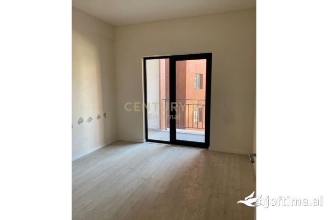 Shtepi me qera 1+1 ne Tirane - 400 Euro