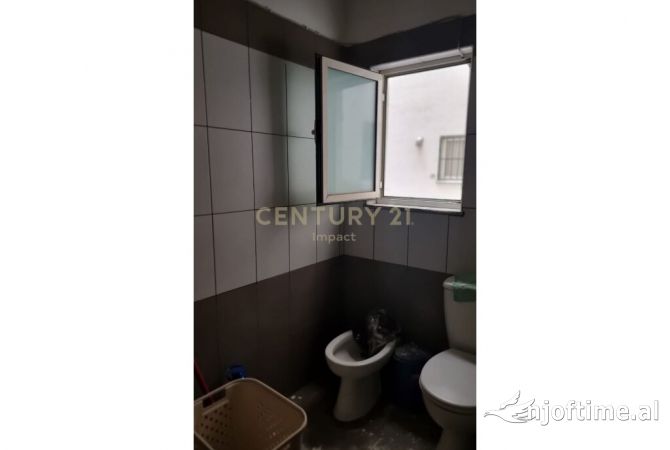 Shtepi ne shitje 2+1 ne Tirane - 90,000 Euro