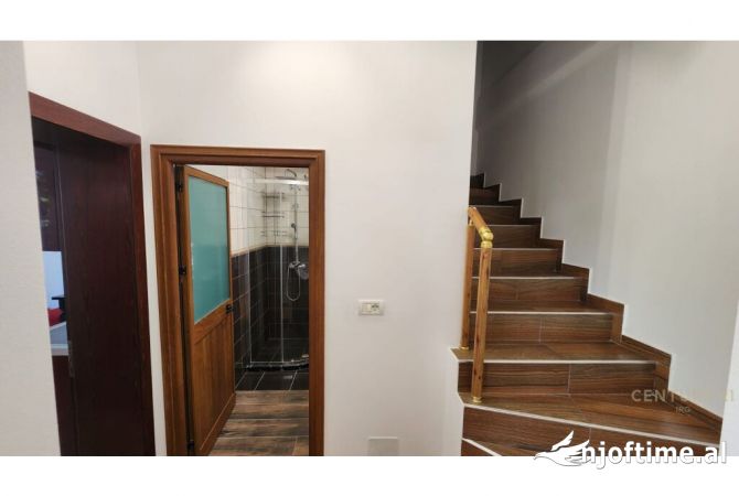 Shtepi me qera 2+1 ne Tirane - 500 Euro