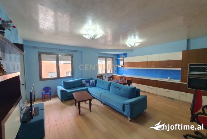 Shtepi me qera 2+1 ne Tirane - 550 Euro