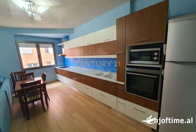Shtepi me qera 2+1 ne Tirane - 550 Euro