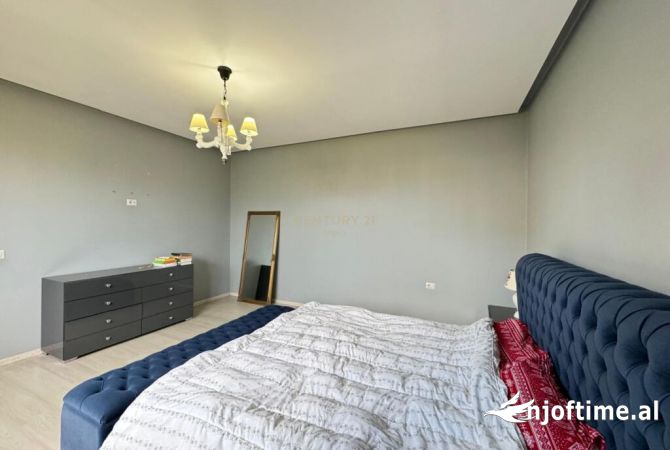Shtepi me qera 2+1 ne Tirane - 800 Euro