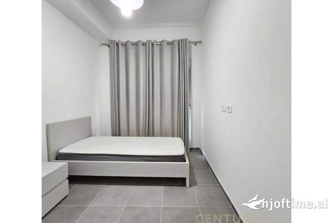 Shtepi me qera 2+1 ne Tirane - 450 Euro