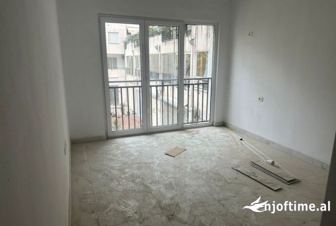 Shtepi ne shitje 2+1 ne Tirane - 128,250 Euro