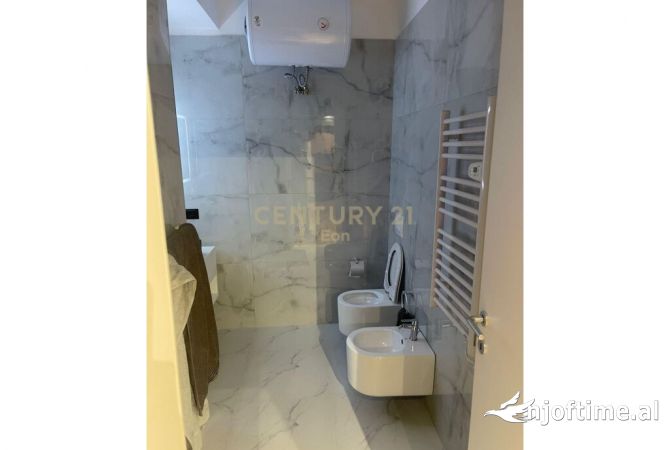 Shtepi me qera 2+1 ne Durres - 700 Euro