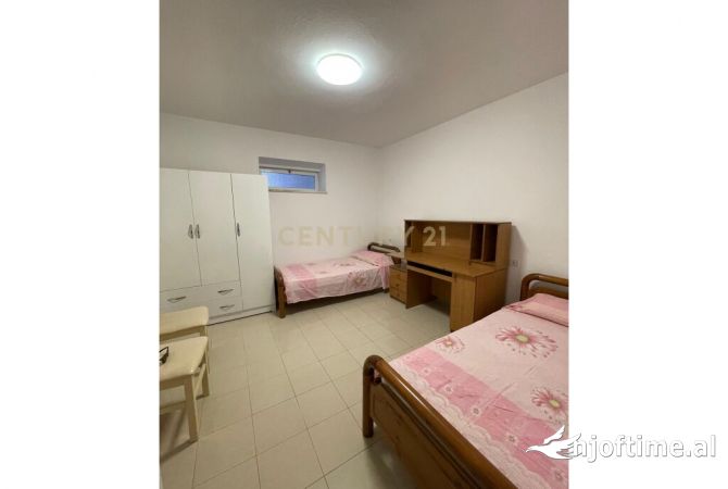 Shtepi me qera 2+1 ne Tirane - 600 Euro