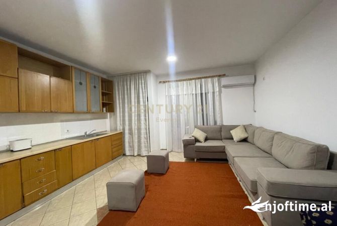 Shtepi me qera 1+1 ne Tirane - 350 Euro