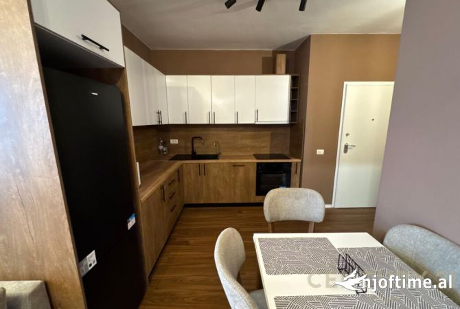 Shtepi me qera 2+1 ne Tirane - 700 Euro