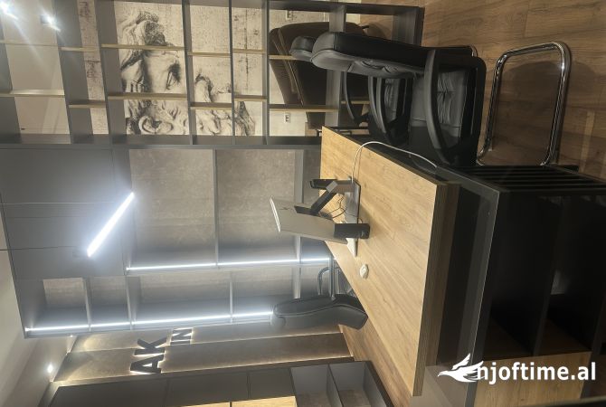 Ambient biznesi me qera 3+1 ne Tirane - 650 Euro