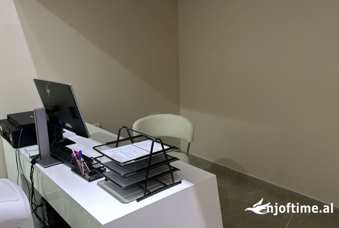 Ambient biznesi me qera 3+1 ne Tirane - 350 Euro