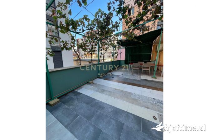 Shtepi me qera 2+1 ne Tirane - 750 Euro