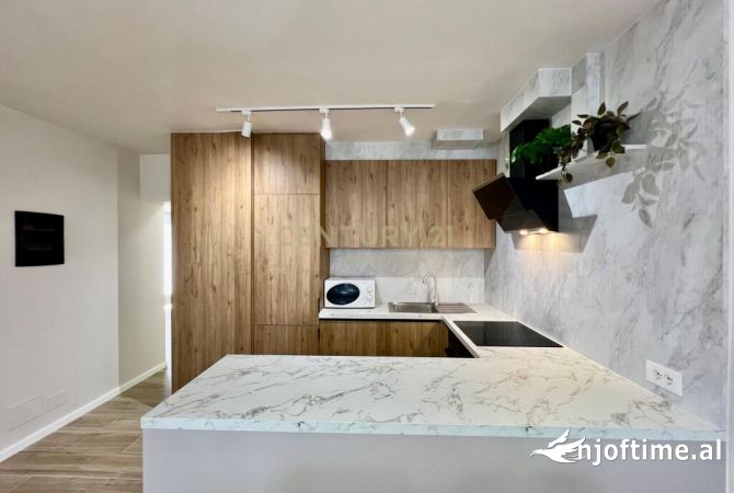 Shtepi me qera 2+1 ne Tirane - 650 Euro