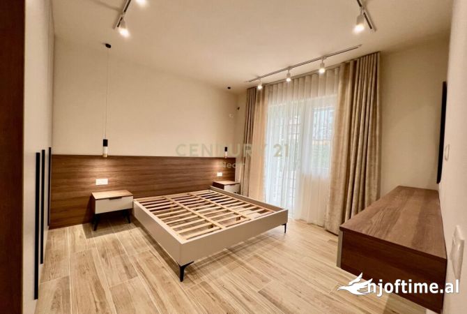 Shtepi me qera 2+1 ne Tirane - 650 Euro