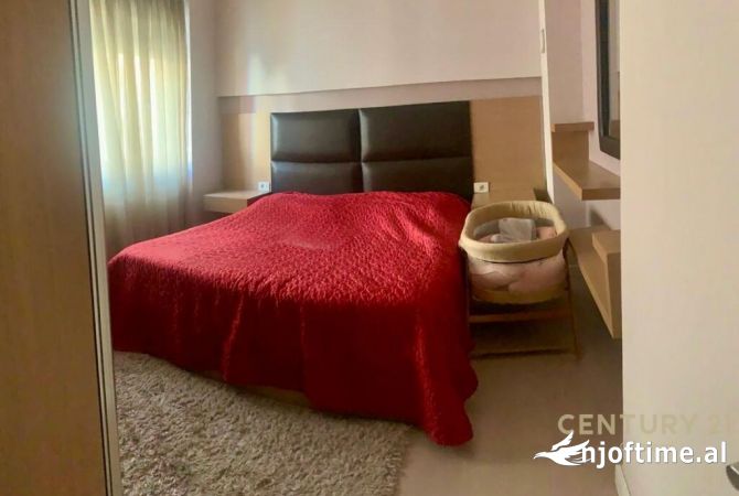 Shtepi me qera 2+1 ne Tirane - 600 Euro