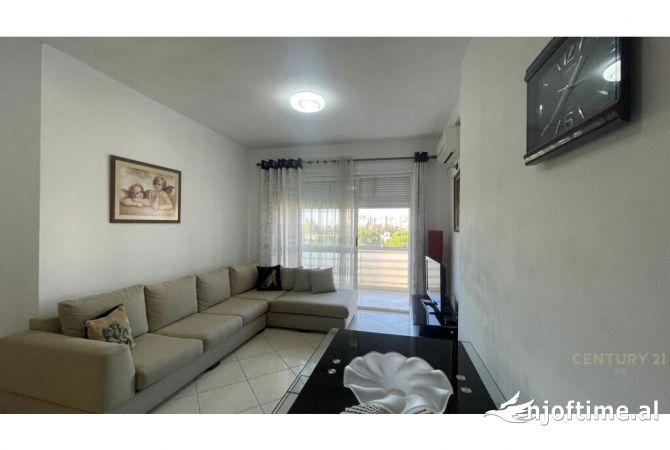 Shtepi me qera 2+1 ne Tirane - 600 Euro