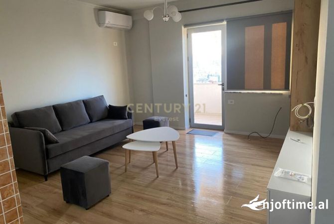 Shtepi me qera 2+1 ne Tirane - 600 Euro