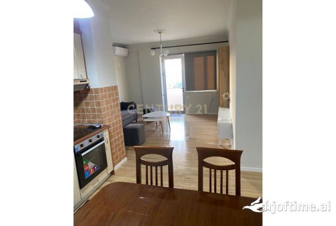 Shtepi me qera 2+1 ne Tirane - 600 Euro