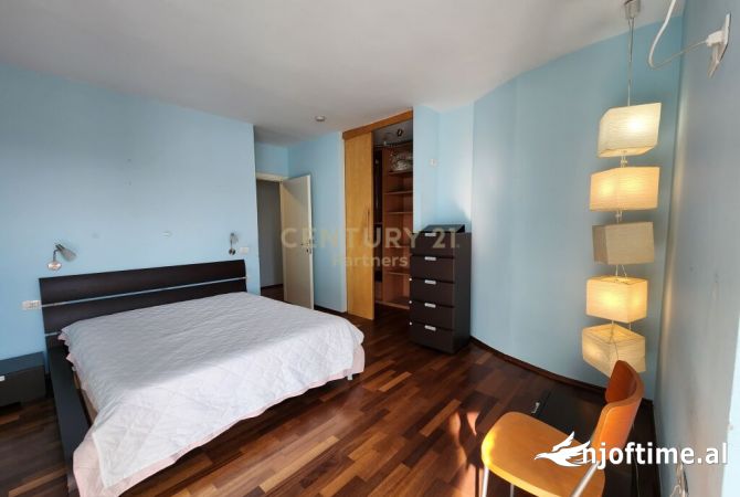 Shtepi me qera Apartament ne Tirane, 2+1, Mobilimi E mobiluar, Pagesa 650  Euro.