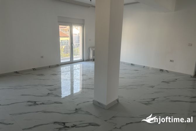 Shtepi me qera 3+1 ne Tirane - 1,500 Euro