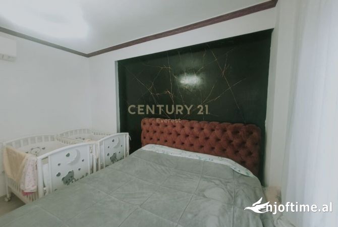 Shtepi me qera Apartament ne Tirane, 2+1, Mobilimi E mobiluar, Pagesa 600  Euro.