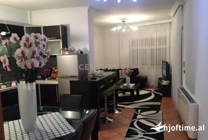 Shtepi ne shitje 2+1 ne Tirane - 159,000 Euro