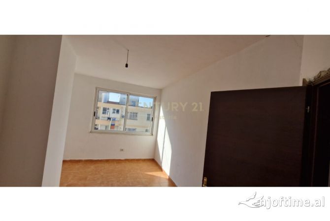 Shtepi ne shitje 2+1 ne Tirane - 112,500 Euro