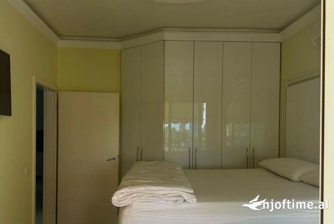 Shtepi me qera 3+1 ne Tirane - 800 Euro