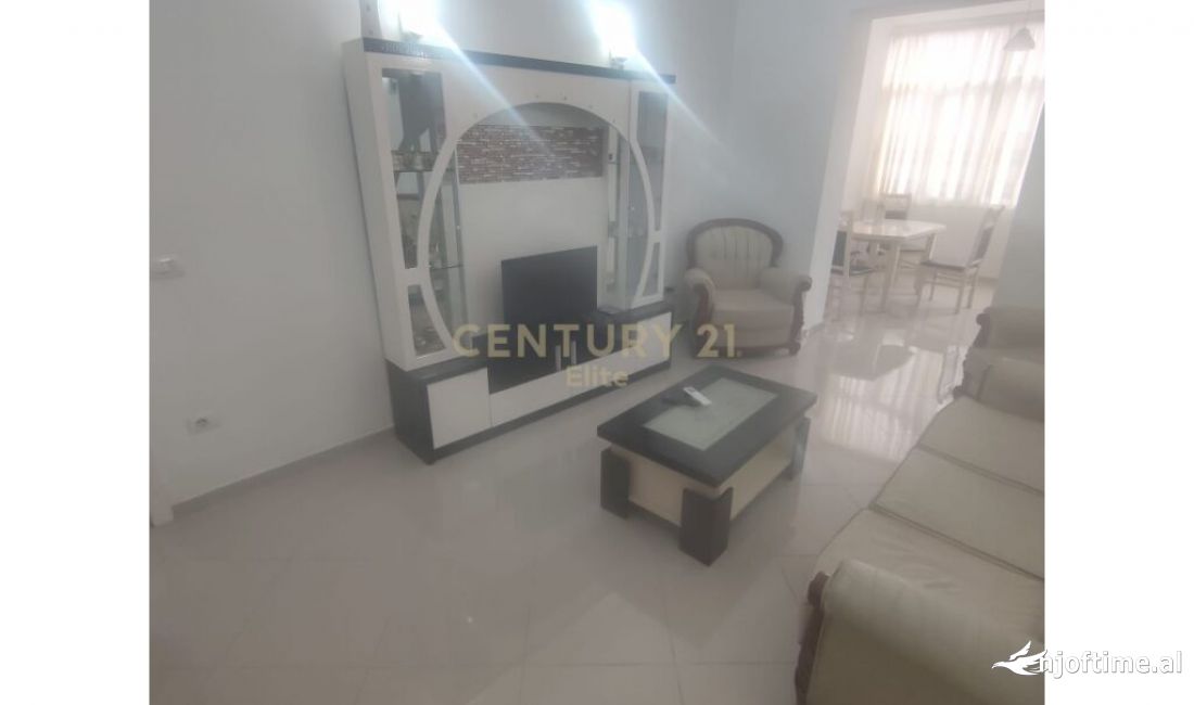 Shtepi me qera Apartament ne Tirane, 2+1, Mobilimi E mobiluar, Pagesa 650  Euro.