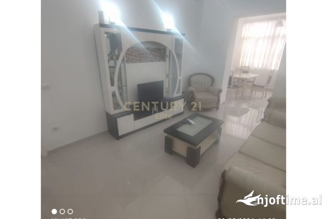 Shtepi me qera 2+1 ne Tirane - 650 Euro