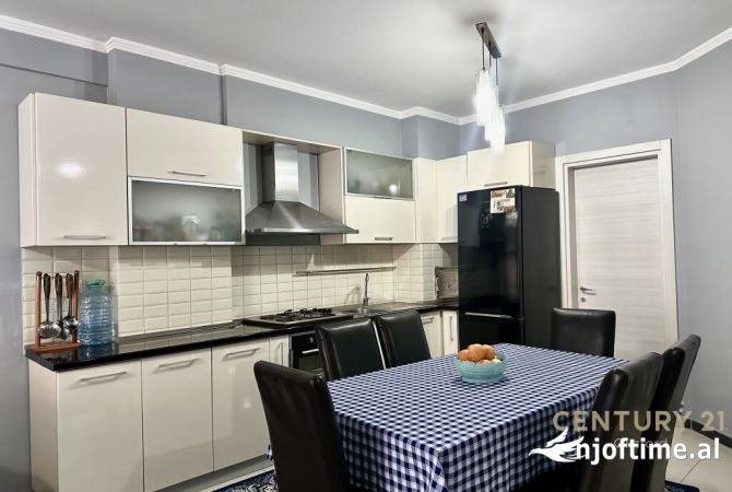 Shtepi ne shitje 2+1 ne Tirane - 105,000 Euro