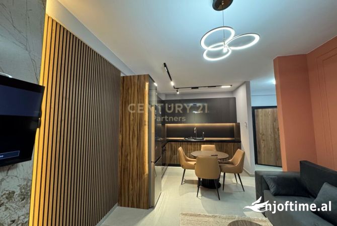 Shtepi me qera Apartament ne Tirane, 1+1, Mobilimi E mobiluar, Pagesa 550  Euro.