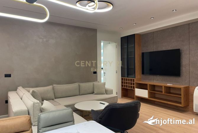 Shtepi me qera 1+1 ne Tirane - 700 Euro