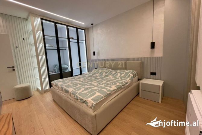 Shtepi me qera Apartament ne Tirane, 1+1, Mobilimi E mobiluar, Pagesa 700  Euro.