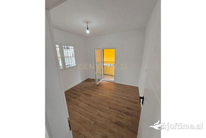 Shtepi ne shitje 2+1 ne Tirane - 120,000 Euro
