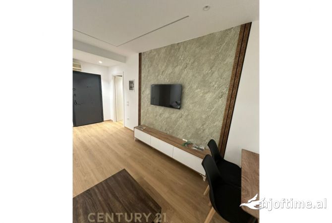Shtepi me qera 1+1 ne Tirane - 700 Euro