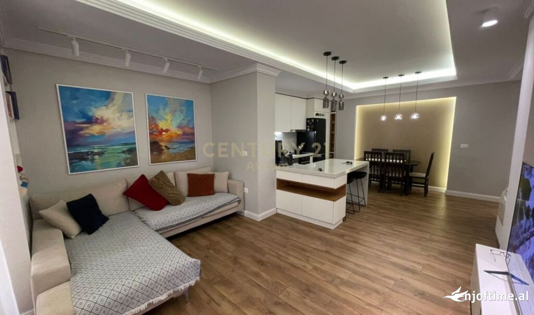 Shtepi me qera Apartament ne Tirane, 2+1, Mobilimi E mobiluar, Pagesa 750  Euro.