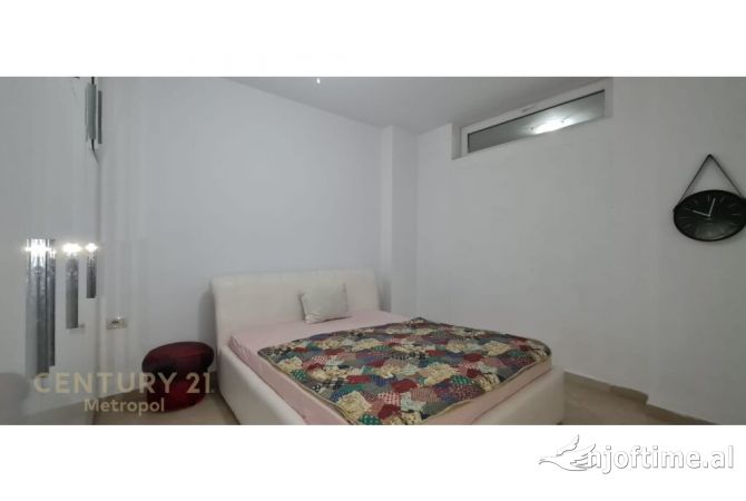Shtepi me qera 2+1 ne Tirane - 400 Euro
