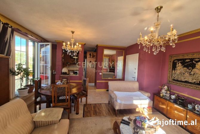 Shtepi ne shitje 4+1 ne Tirane - 376,000 Euro
