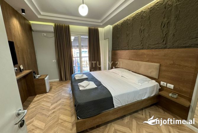 Shtepi ne shitje Apartament ne Tirane, 1+1, Mobilimi E mobiluar, Pagesa 215,000  Euro.