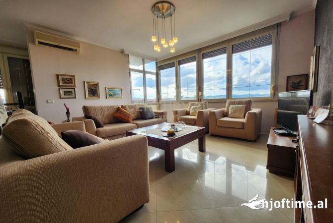 Shtepi me qera 2+1 ne Tirane - 1,100 Euro